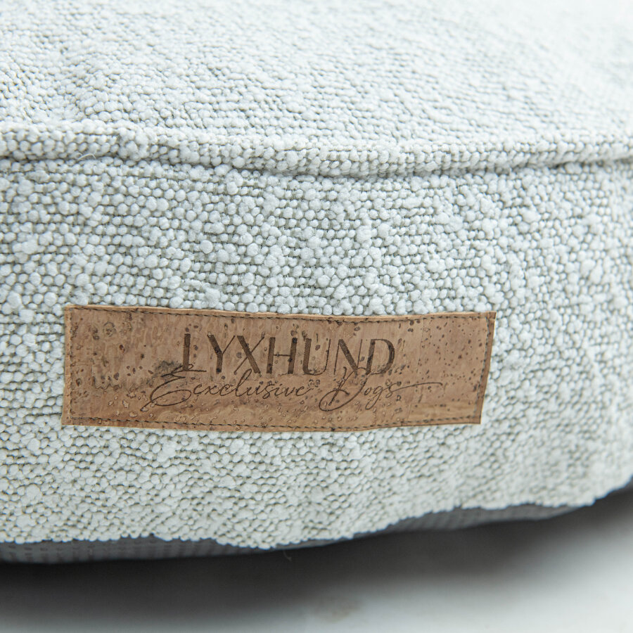 hyggelig designer bed bouclé champagner